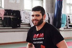 Боец из Ухты Андрей Селедцов в мире большого MMA