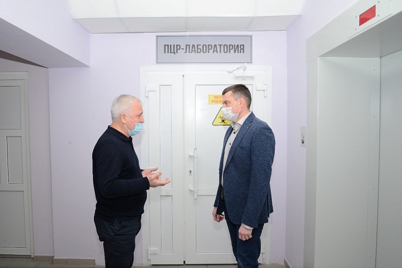 В Ухтинской городской больнице заработала ПЦР-лаборатория