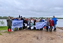 АО «Транснефть - Север» выпустило 2,8 млн личинок сига в р. Вычегду в Республике Коми